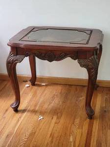 lot 95 image: Beautifully Carved Vintage Accent Table