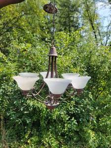 lot 88A1 image: Rustic Twisted Metal Chandelier