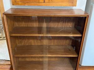 lot 86 image: Mid-Century Wood & Glass Bookcase