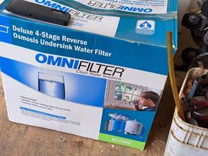 lot 101 image: Omni Deluxe 4-Stage Reverse Osmosis Undersink Water Filter Kit