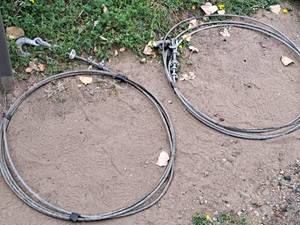 lot 117 image: Lot of (2) Cables w Hook