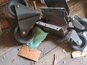 lot 78 image: Lot of (4) Caster Wheels