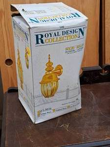 lot 134 image: Royal Design Collection Solid Brass Outdoor Light Fixture (in box)