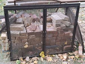 lot 33 image: Fireplace Screen 42x33-12