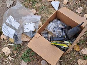 lot 227 image: Lot of (1 Box) Trailer Accessories