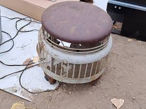lot 232 image: Vintage Dayton 16 Fan