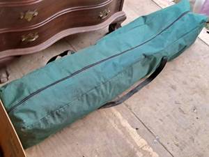 lot 250 image: Portable Canopy 10x10 with Case