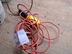 lot 198 image: Shop Work Light with Extension Cord