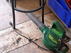lot 158 image: Weed Eater Weed Whip
