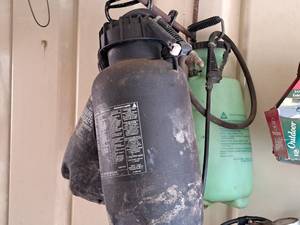 lot 172 image: Lot of (3) Sprayers