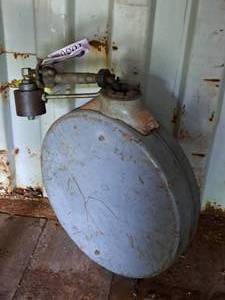 lot 68 image: Oil Hose Reel