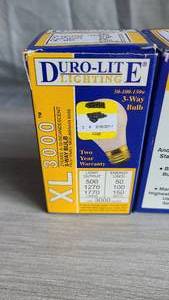 lot 39 image: Lot of Light Bulbs