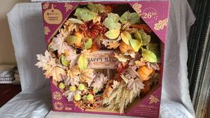 lot 138 image: NEW Members Mark Fall Wreath