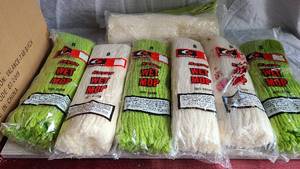 lot 143 image: NEW Lot of 6 Mop Heads