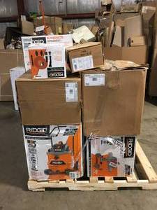 lot 1 image: Pallet of Ridgid Shop Vacs andAccessoriese Various Models and Conditions Customer Returns See Pictures