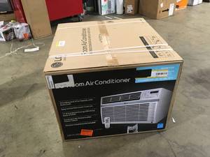 lot 10 image: LG 15,000 BTU 115-Volt Window Air Conditioner LW1516ER with ENERGY STAR and Remote in White   Customer Returns See Pictures