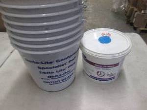 lot 251 image: 9 Plastic Buckets, Oxivir1 Pail Tb ...