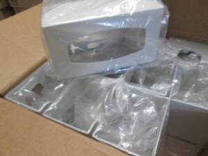 lot 311 image: 12 Single Wall Moint Glove Holders...