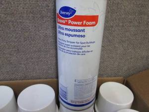 lot 404 image: 12- 23 oz Cans Diversey Bravo Power...