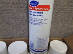 lot 408 image: 12- 23 oz Cans Diversey Bravo Power...