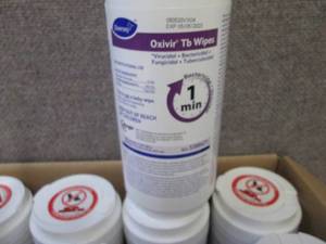 lot 424 image: 12- 60 ct Canisters Diversey Oxivir...