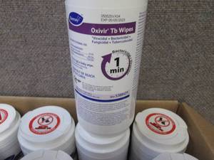lot 425 image: 12- 60 ct Canisters Diversey Oxivir...