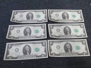 lot 514 image: 6- Sequential Uncirculated $2 Bills...