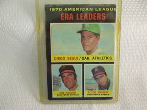 lot 20 image: 1971  Topps Jim Palmer , Wright & S...