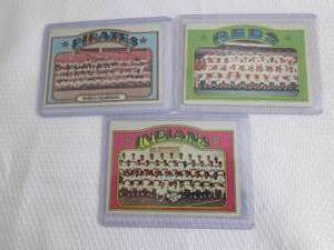 lot 54 image: 3 1972 Topps Team Cards...