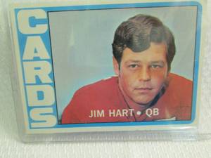 lot 140 image: 1972 Topps Jim Hart Card...
