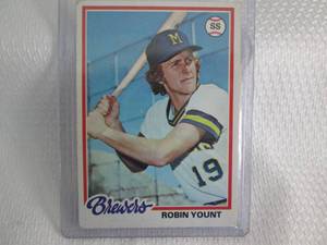 lot 152 image: 1978 Topps Robin Yount Card...