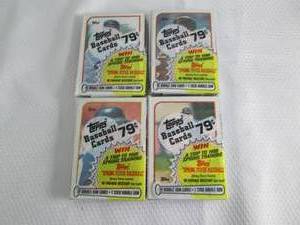 lot 157 image: 4 1989 Topps Cello Baseball Packs...