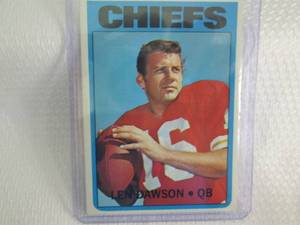 lot 161 image: 1972 Topps Len Dawson Card...