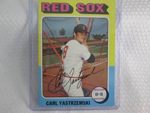 lot 208 image: 1975 Topps Carl Yastrzemski Card...