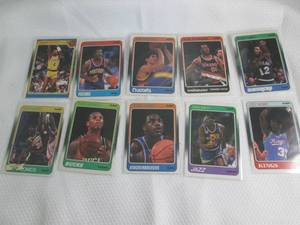 lot 217 image: 1988-89 Fleer Basketball Cards...