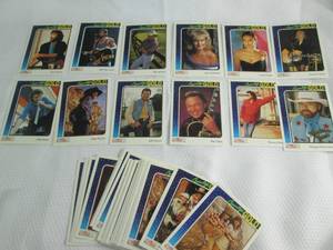 lot 220 image: Assorted 1992 Country Gold Cards...