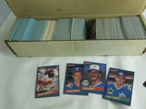 lot 237 image: Box of 1986 Donruss Baseball Cards...