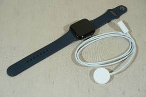 lot 4 image: Apple Watch SE 44mm Smart Watch with GPS