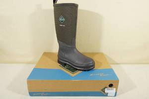 lot 162 image: Muck Boots Chore Cool High Boots -Mens 6Womens 7