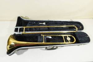 lot 165 image: Bundy Trombone