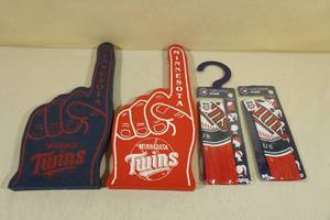 lot 188 image: Minnesota Twins Memorabilia