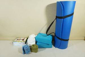 lot 190 image: Yoga Mat with DVDs, Bricks and Towels