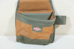 lot 194 image: Bucket Boss Tool Belt Accessory