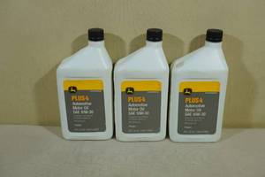 lot 210 image: 3 John Deere Plus-4 Automotive Motor Oil SAE 10W-30