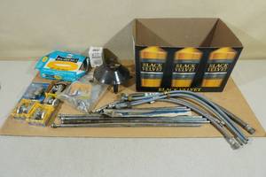 lot 221 image: Assorted Plumbing Accessories