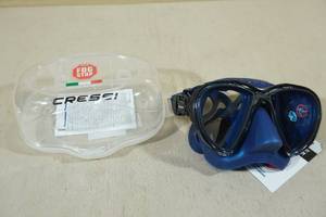 lot 226 image: Cressi Quantum Swim Mask -BlackBlue