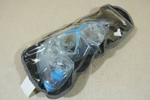 lot 229 image: Cressi Pano 4 Snorkel Set -ClearBlue