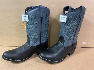 lot 107 image: Smoky Mountain Boots -Youth Size 5.5Ladies 7.5, BlackBlue