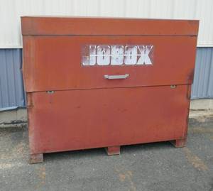 lot 2 image: Job Box
