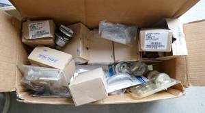 lot 43 image: Box of Schlage door locks, handles